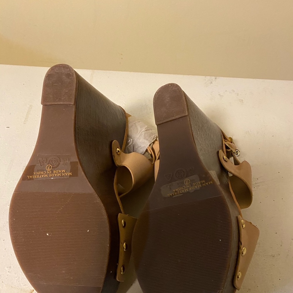Women shoes